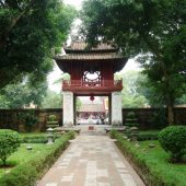 temple-of-literature-hanoi-vietnam-3