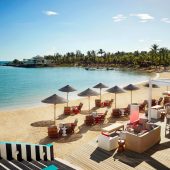 Lux Grand Gaube Beach lounge