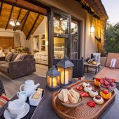 2._Signature_Image_Mabula_Game_Lodge__-_Suite_Outdoor[1]